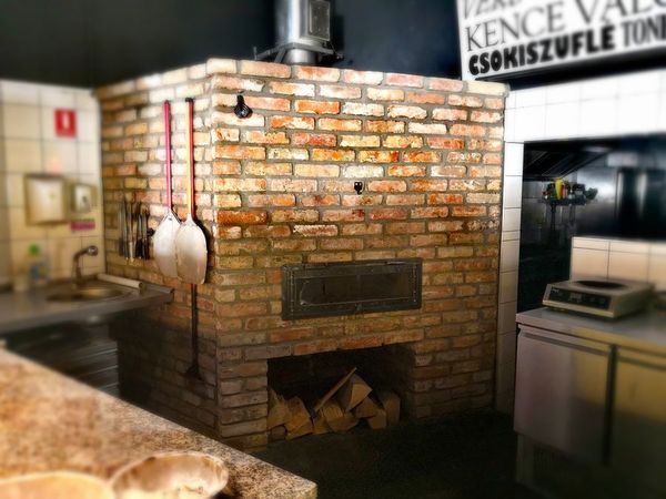 Pizza oven